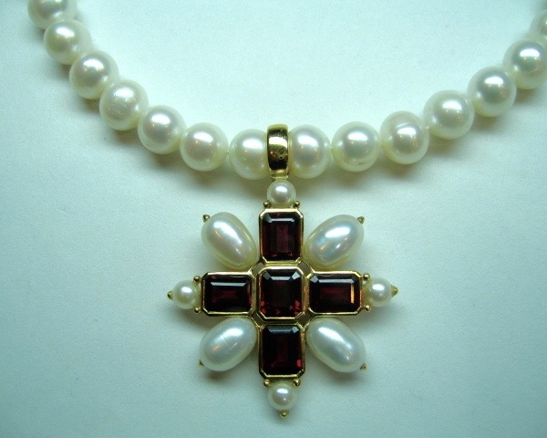 Rhodolite Garnet with Akoya and Fresh Water Cultured Pearl Pendant